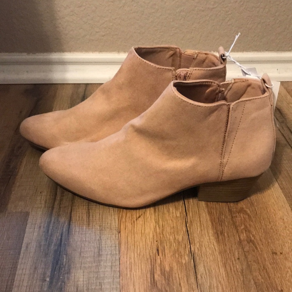 NWT Light Pink Booties